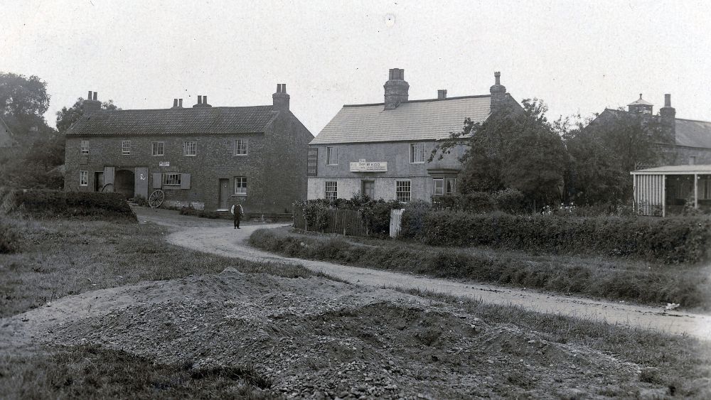 Postcard of Ship Inn and Blacksmiths