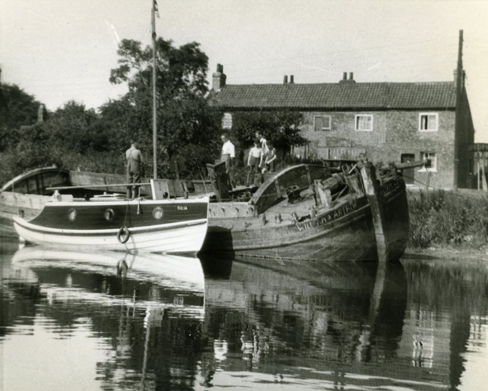 William Arthur moored outside Blacksmiths