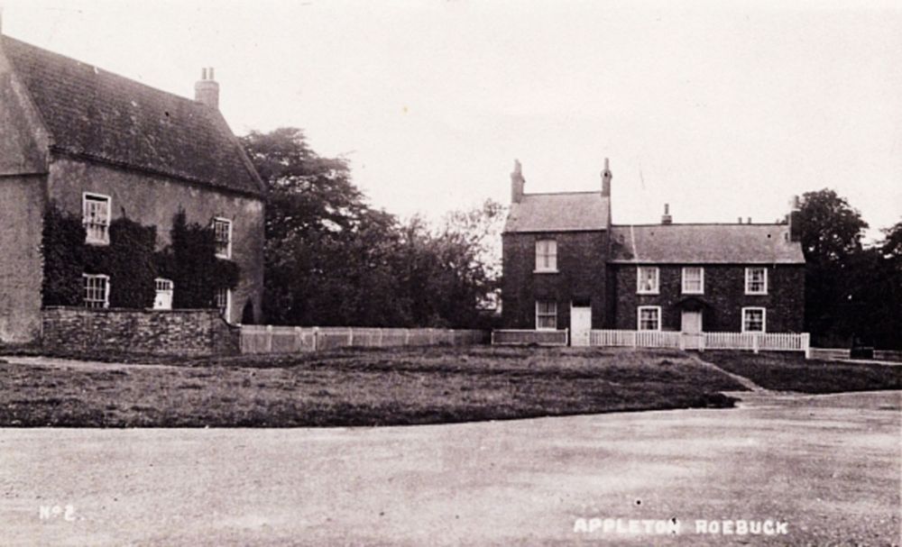 Junction of Daw Lane and Main Street