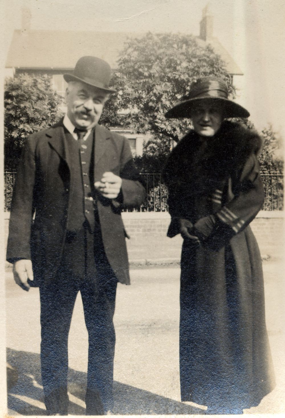 Mr & Mrs Mortimer senior outside Roebuck Inn