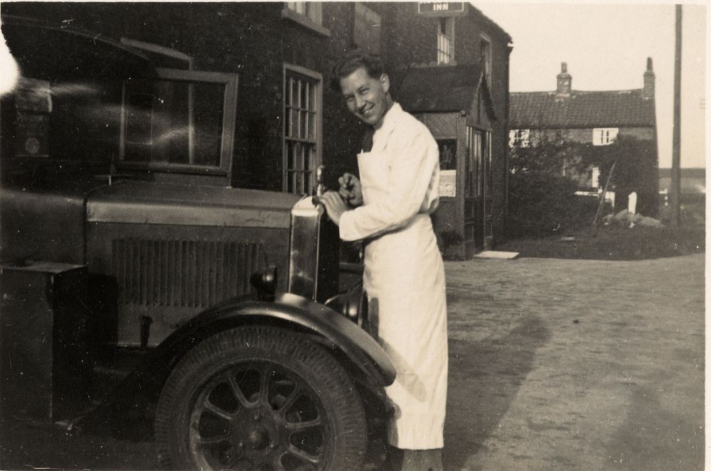 Arnold Mortimer and car