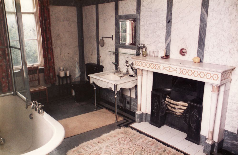 Nun Appleton Hall - marble bathroom