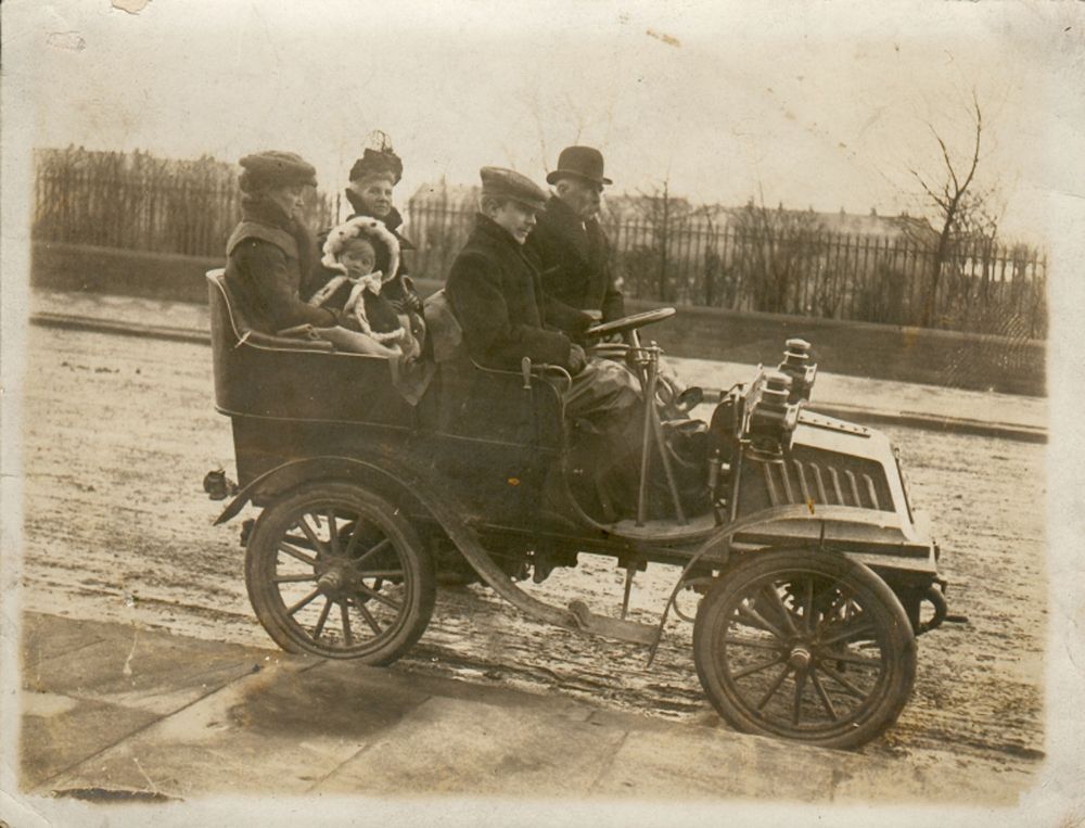 Sir Benjamin Dawson and family on Panhard