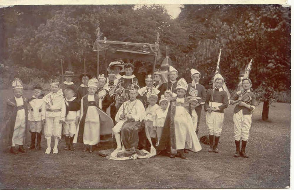 Bolton Percy School pageant