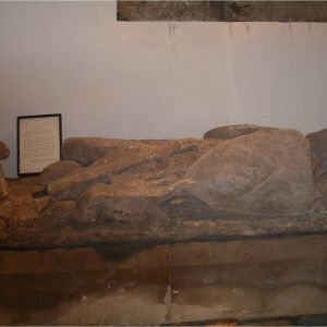 Holy Trinity - Tomb of Sir John de Malbisse