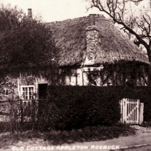 Harper's Cottage, Appleton Roebuck (thatched)