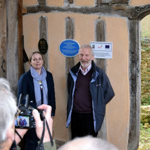 Malcolm Harrison & Catrina Appleby at plaque unveiling
