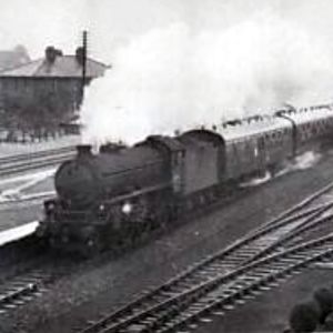 Engine 61094 at Bolton Percy Station