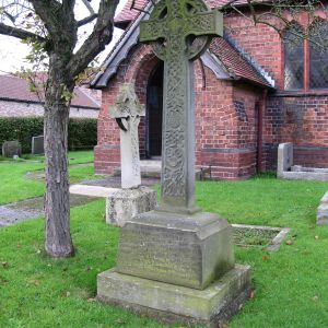 Colton war memorial (Lawton-Smith memorial behind)